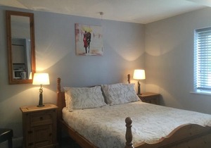 T & J Motel
