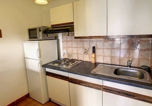 T2 apartment in residence with swimming pool