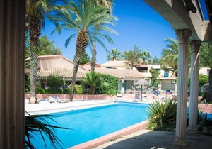T2 Malibu Village 2
