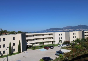 T2 modern with benefits of high standing and superb sea view