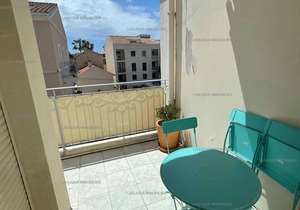 T3 apartment in the city center, port shops and beach on foot for 4