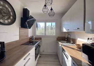 T3 apartment with air co near downtown with terrace for 4
