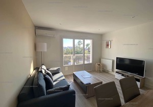 T3 apartment with air co near downtown with terrace for 4