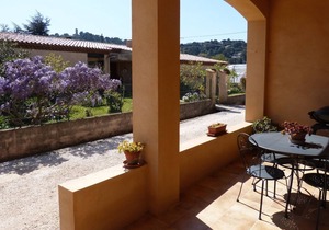 T3 - Ground floor of a charming house, quiet in the countryside, 3km from the beaches.