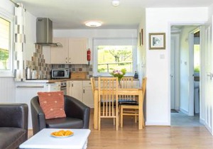 Ta Mill Cottages & Lodges - Meadowview Chalet 4