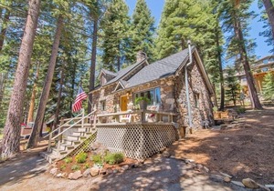 Tahoe Stone Cottage, Tahoe Park Private Beach, Tahoe City, West Shore