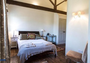 Tailor Room 3