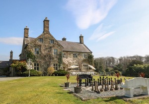 Talhenbont Hall