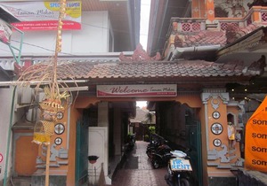 Taman Mekar Beach Inn