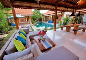 Tamantis 3, 3 Bedroom Villa Near to Finns Beach Club, Berawa