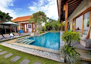 Tamantis 6 Bedroom Villa2, Near to Finns Beach Club, Berawa