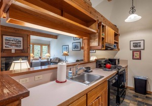 Tamarack 623: The Aspens- Comfortable Condo with Nice Views!