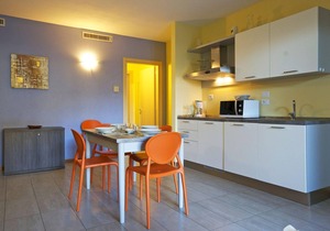 Tastefully furnished apartment in a small residence in a sunny location