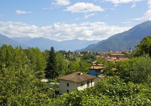 Tastefully furnished apartment in a small residence in a sunny location