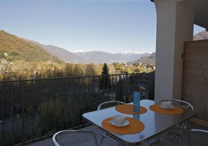 Tastefully furnished apartment in a small residence in a sunny location