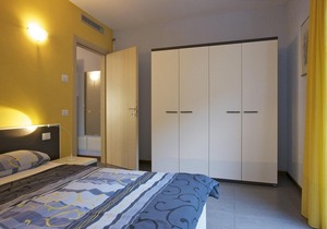 Tastefully furnished apartment in a small residence in a sunny location