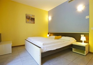 Tastefully furnished apartment in a small residence in a sunny location