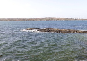 TEACH TEOLAI, pet friendly, with open fire in Carraroe, County Galway