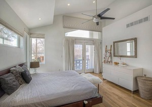 Tennyson St. Luxury Walk Everywhere Sleeps 8!