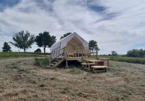 Tentrr State Park Site - Nebraska Sherman SRA - Redwood Lakeview A - Single Camp