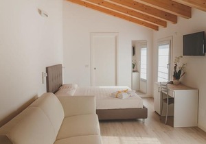 Terra Ferma Rooms&More