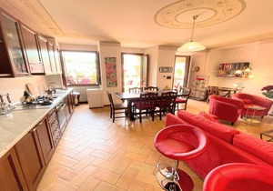 TERRAZZA BELLA/SPOLETO HISTORIC CENTRE/SLPS 5/ROME 1 Hr