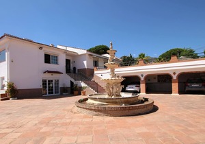 TESS Villa El Mirador