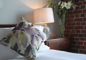 The Admiral's Quarters Grade II Listed Luxury Apartment with Sea/Harbour View