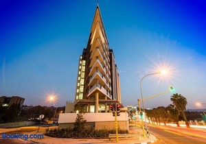The Apex On Smuts