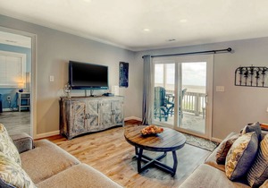The Beach is Right Off Your Balcony! First Floor 3BR at Lighthouse II