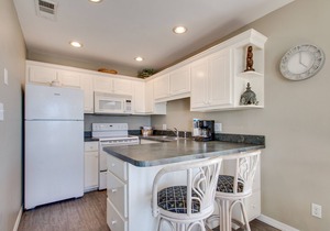 The Best Gulf View in all of Destin for a 1 Bedroom 1 Bath Condo! Sleeps 6!