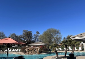 The BEST of Kierland on the Golf course w private patio