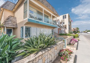 The Best View in Town is from this Bayfront Beauty!