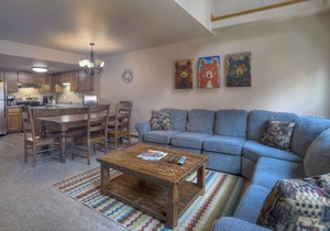 The Blue Bear (#9) | Near FLC, Town, Trails & Golf - Pool & Hot Tub