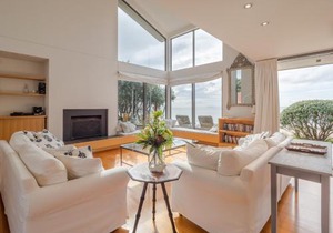 The Breakers - Whangapoua Executive Holiday Home