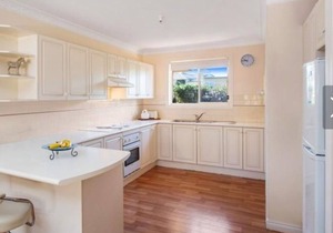 "THE BUTLER"@Milton eats, theatre,2 Bdrm, 2WC,garage, wifi,Netflix,very quiet