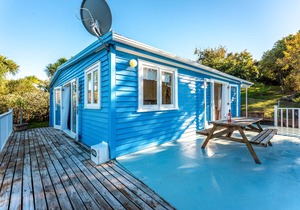 The Butterfly Bach - Surfdale Holiday Home