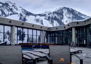 The Cliff Lodge Ski-in/Ski-out luxury slope-side condo