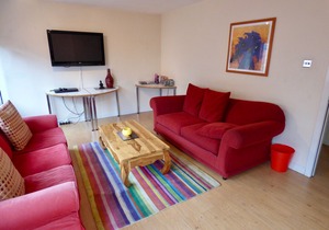 The Comfort Suite - Free wifi & Parking, Walk to city centre & subway