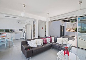 The Complete Guide to Renting Your Exclusive Holiday Villa with Private Pool and Close to the Beach