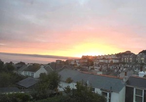 The cottage is minutes walk to 5 beaches and the harbour