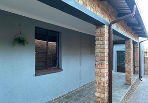 The Curve Apartments Unit 1