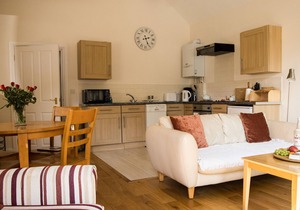 THE FLOUR POT, romantic, character holiday cottage in Rosedale Abbey