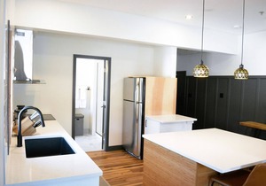 The Flying Steamshovel Inn - Room 7
