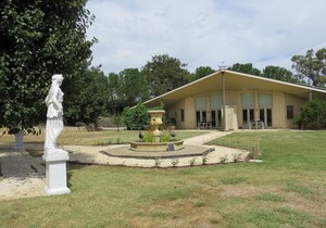 The Gatehouse at Villa Raedward