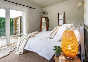 The Grey Straw House - Rangataua Holiday Home, OHAKUNE