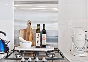 The Hamptons 2 Bed Deluxe Aptartment