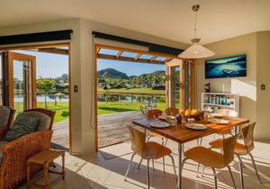 The Haven - Cooks Beach Holiday Home