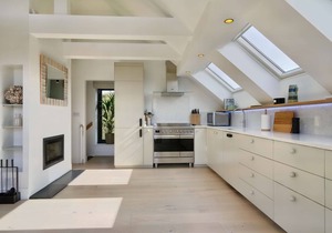 The Hayloft by Bloom Stays - beautiful location with hot tub