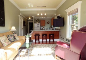 The Heart of Manitou Springs. Award-winning. Luxurious. Romantic. 2nd Floor East